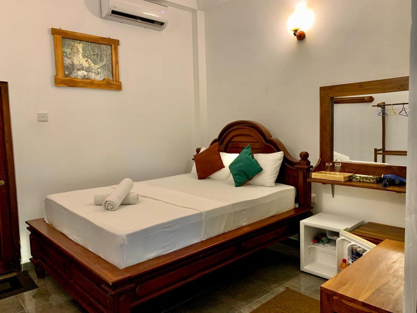 Walawa Blue Sapphire Hotel Udawalawe Exterior foto