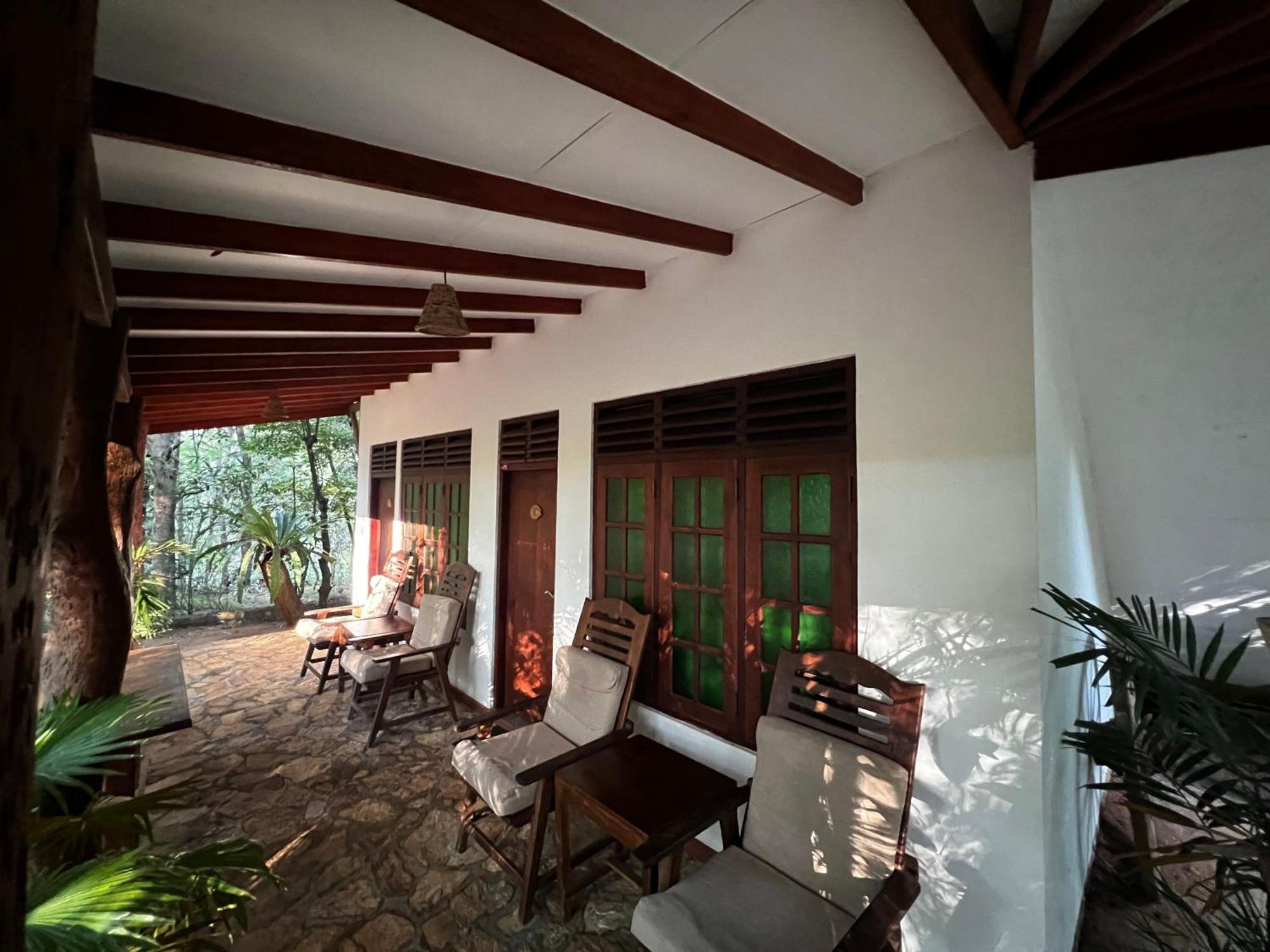 Walawa Blue Sapphire Hotel Udawalawe Exterior foto